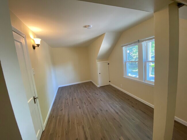 Bedroom 1 - 1 - 7506 W Grant St