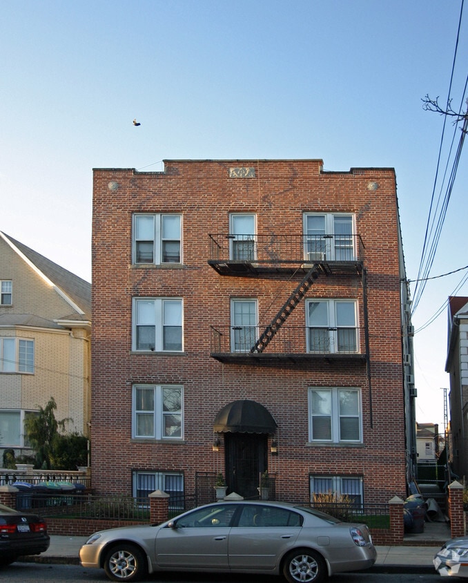 Primary Photo 12/02/06 - 1538 73rd St