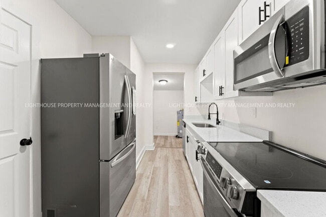 Building Photo - Beautifully Renovated 3-Bedroom Home for Rent!
