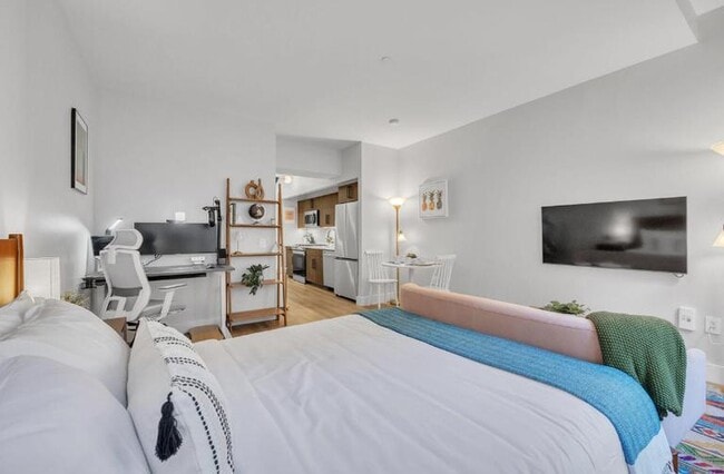 Building Photo - 2 bedroom in New York NY 10005