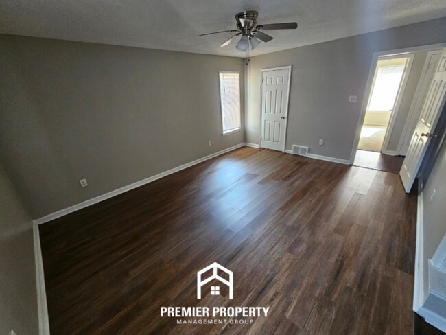 Building Photo - 4237 Moonfall Way