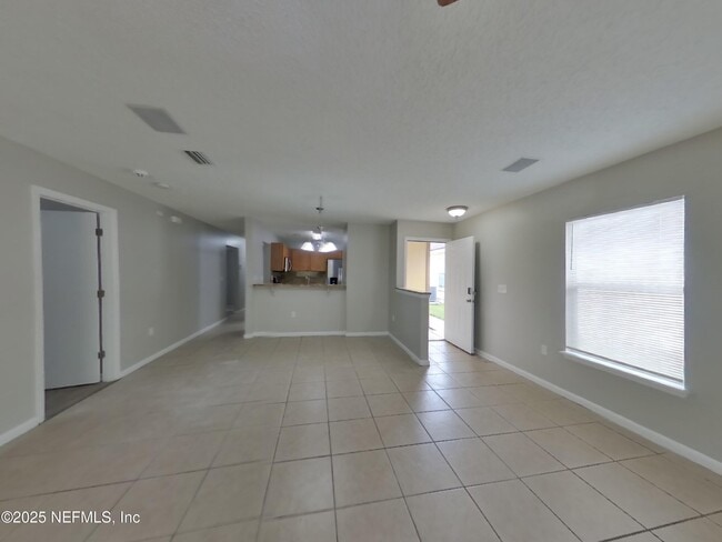 Building Photo - 7944 Cherry Blossom Dr S