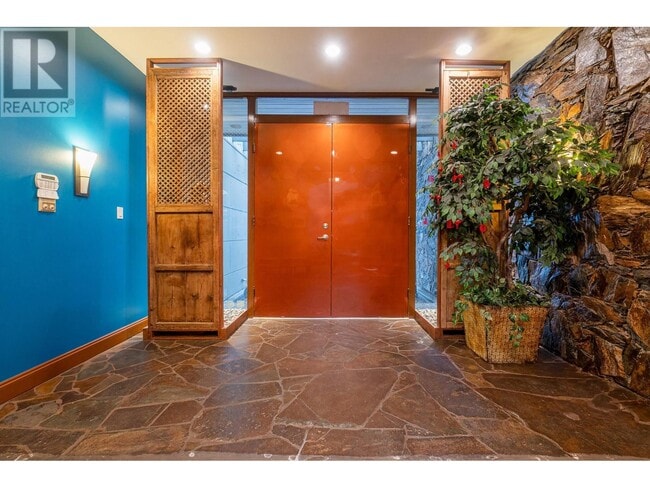 Building Photo - 10XX W 55th Ave