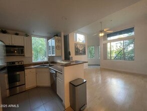 Building Photo - 3633 N 3rd Ave