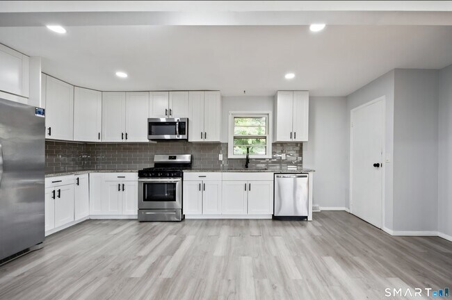 Foto del edificio - 456 N Walnut St