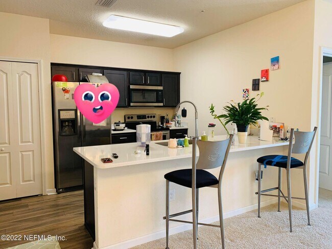 Foto del edificio - 4959 Key Lime Dr