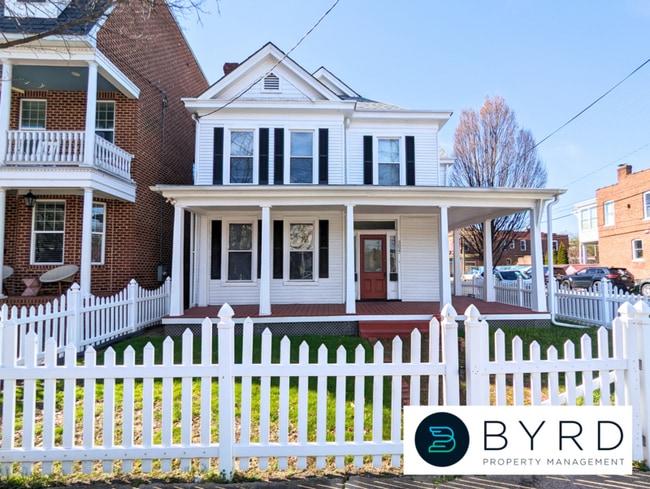 Photo - 3027 Floyd Ave Apartment