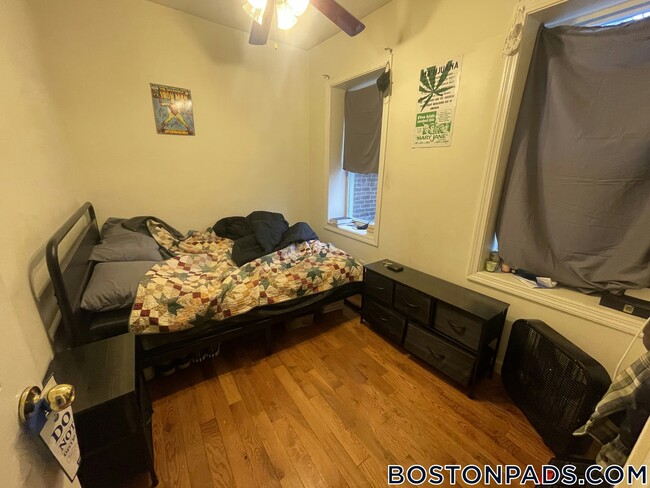 Foto del edificio - 37 Cooper St