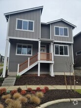 Building Photo - 2432 Seringa Ave
