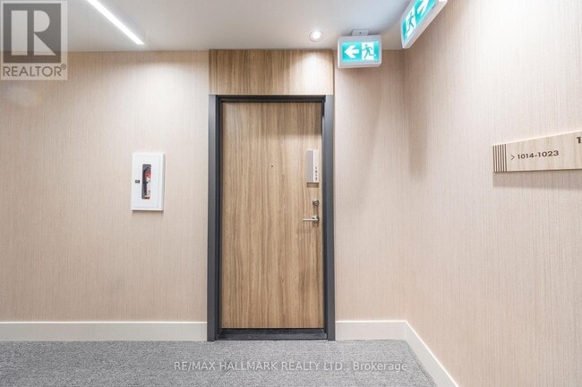 Building Photo - 3100 Keele St