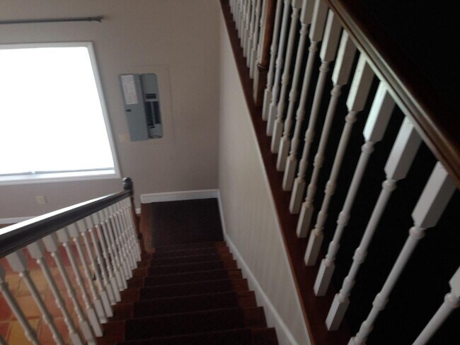 Foto del edificio - 359 Glowing Hearth Ln