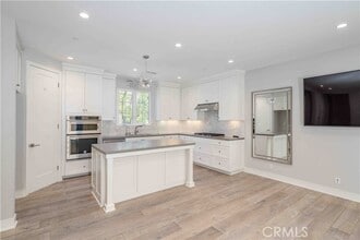 Building Photo - 133 Toretta