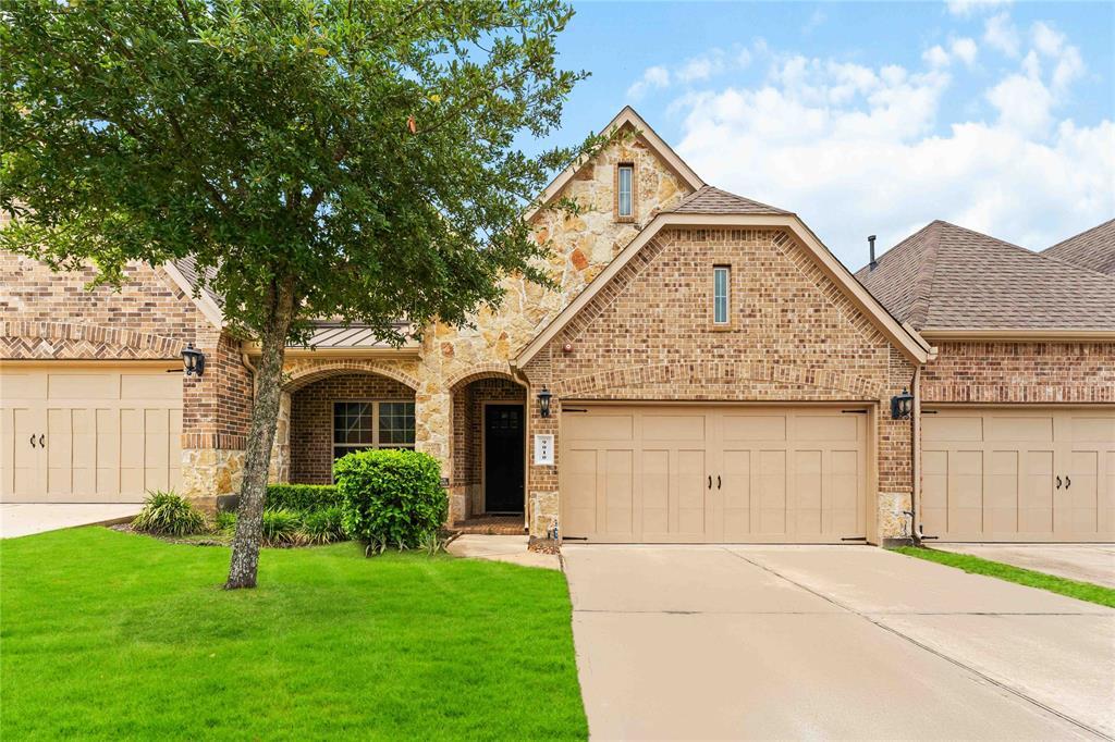 Foto principal - 9010 Centennial Dr