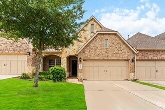 Building Photo - 9010 Centennial Dr