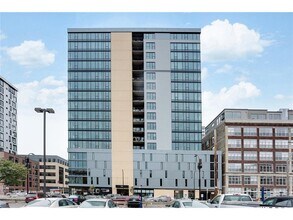 Building Photo - 740 Portland Ave