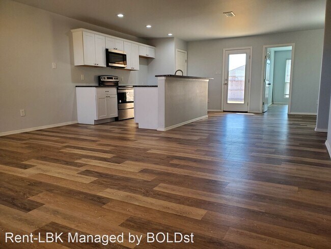 Foto del edificio - 3 br, 2 bath House - 8405 10th Pl.