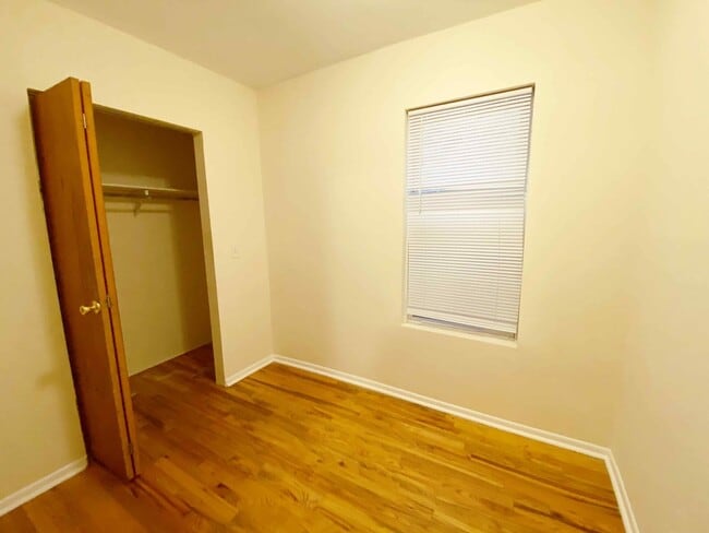 Photo - 2311 N. Greenview-1R Apartment