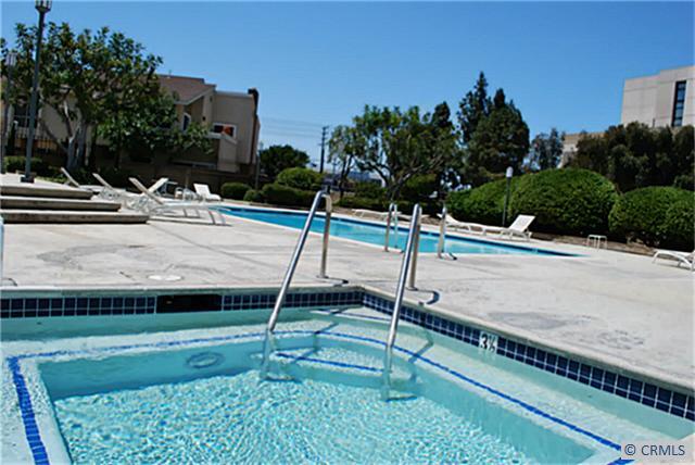Foto del edificio - 617 Brookview Way