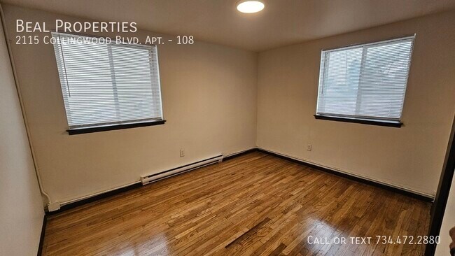 Foto del edificio - 2115 Collingwood Blvd