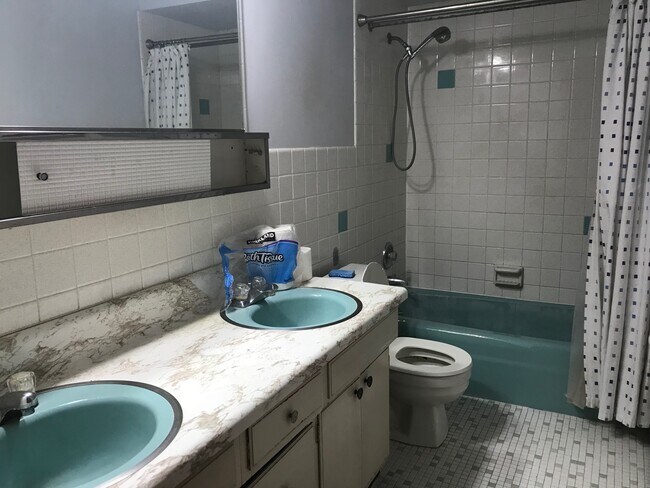 Foto del edificio - 413 S Charter St