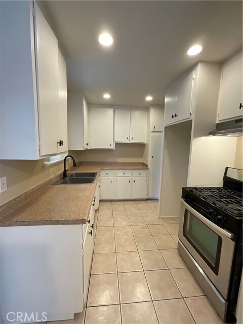 Foto del edificio - 538 E Chalynn Cir