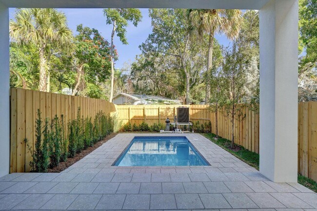 Foto del edificio - Southwest 7th Avenue, Fort Lauderdale, FL 33315 - 3 BR 4 BA townhouse