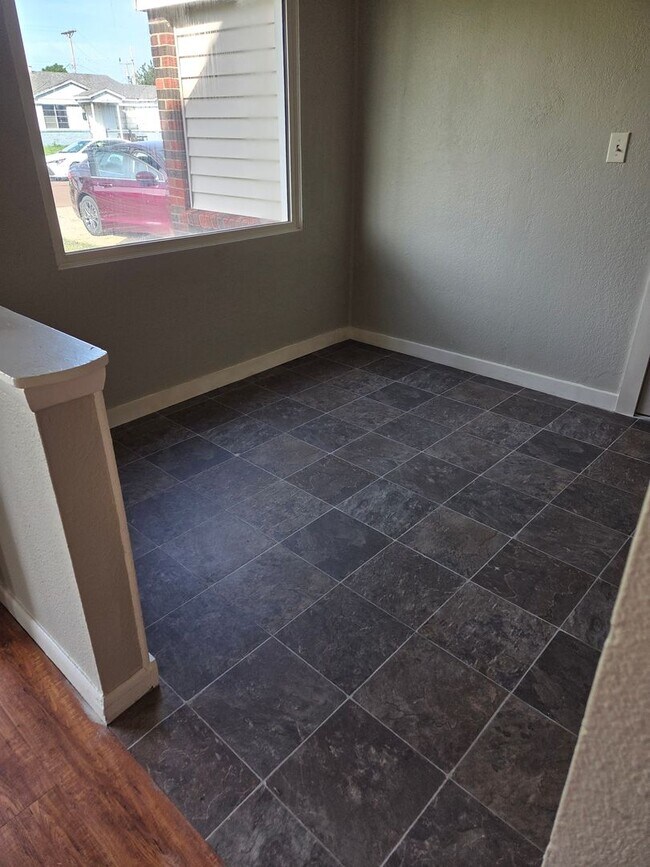 Foto del edificio - 1505 Adams St