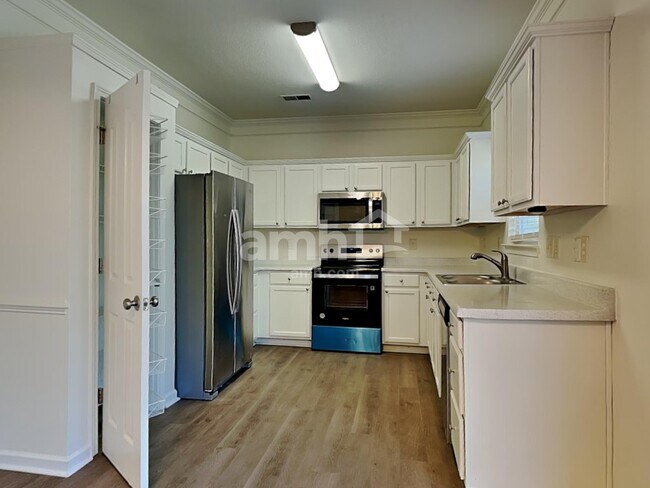 Foto del edificio - 3808 Broadwater Ct