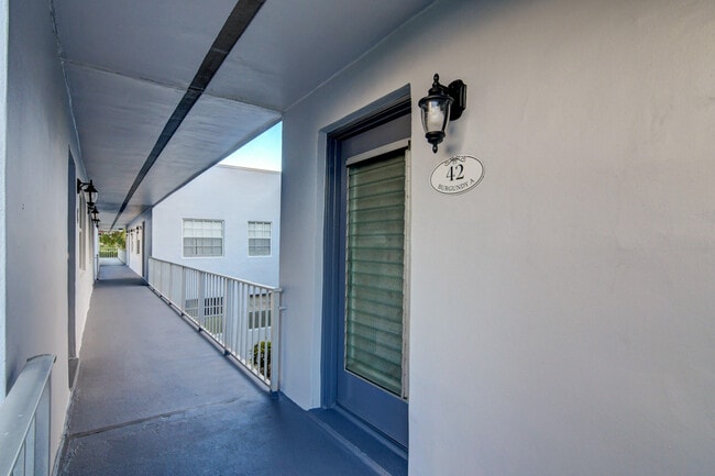 Building Photo - 42 Burgundy A