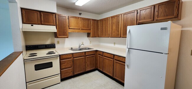 Foto del edificio - Cardinal Ridge Apartments 62+