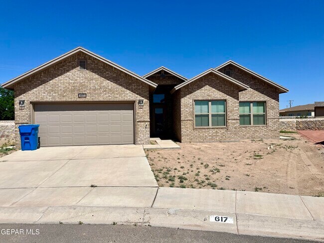Building Photo - 617 Rafael Marmolejo St