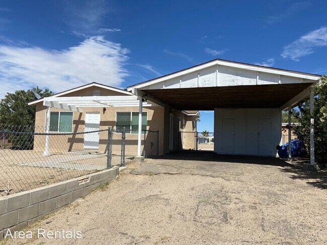 Foto del edificio - 3 br, 1.5 bath House - 2021 SEQUOIA DR