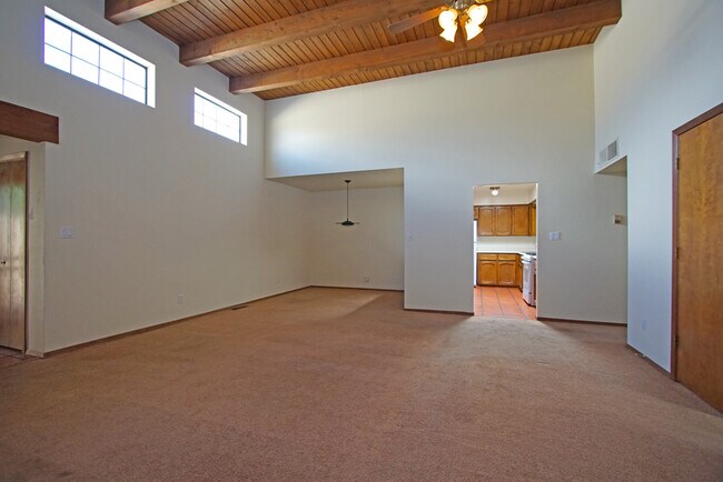 Building Photo - 2416 San Patricio Plaza