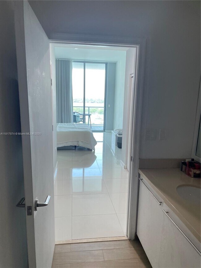 Foto del edificio - 7928 East Dr