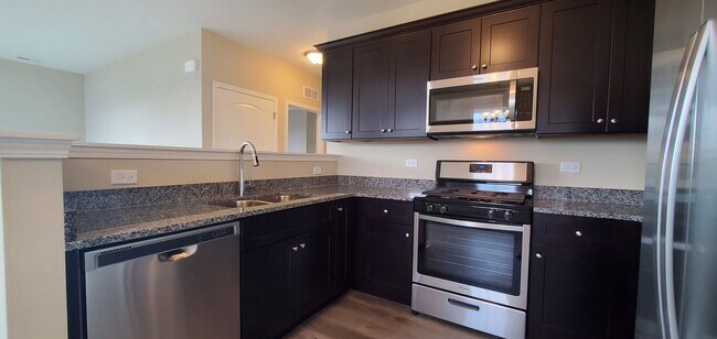 Foto del edificio - 511 Timber Pointe Dr