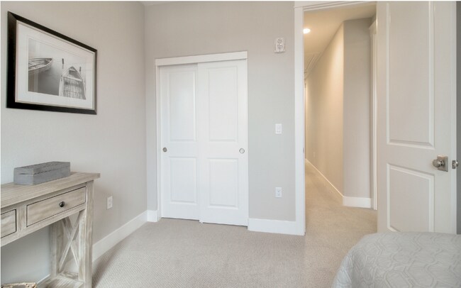 Foto del edificio - 306 Sunflower Ln