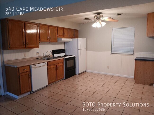Building Photo - 2BD/1.5BA Duplex