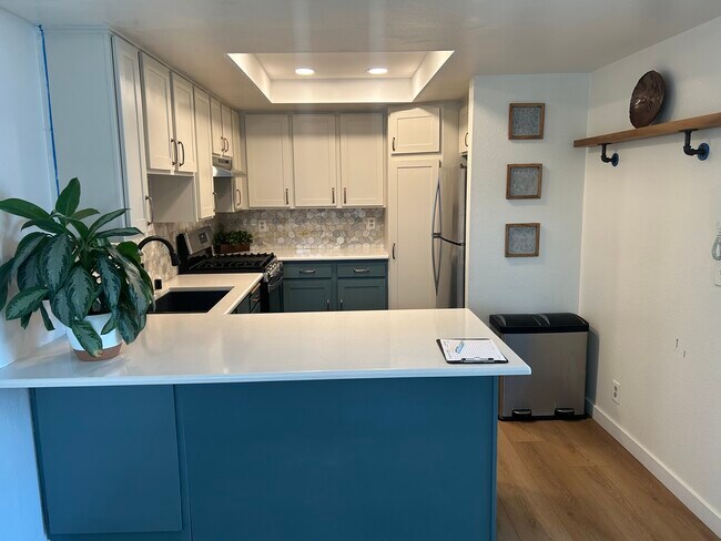 Cocina - 25925 Oak St