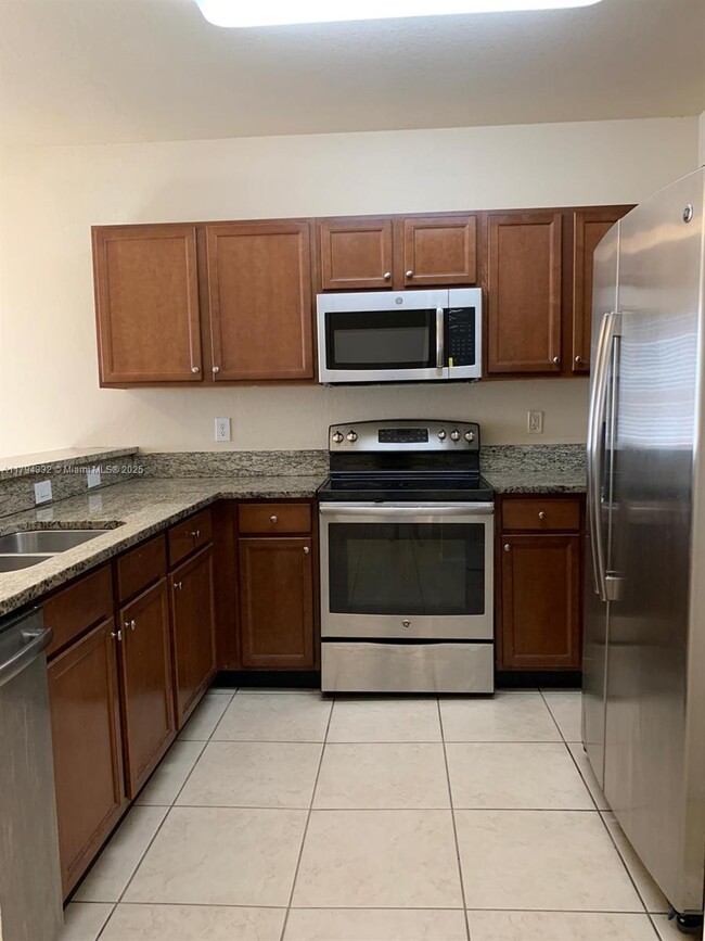 Foto del edificio - 8930 NW 97th Ave