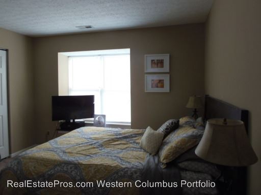 Foto del edificio - 5315 Stonemeadow Ave