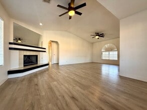 Building Photo - 1413 Santa Margarita St