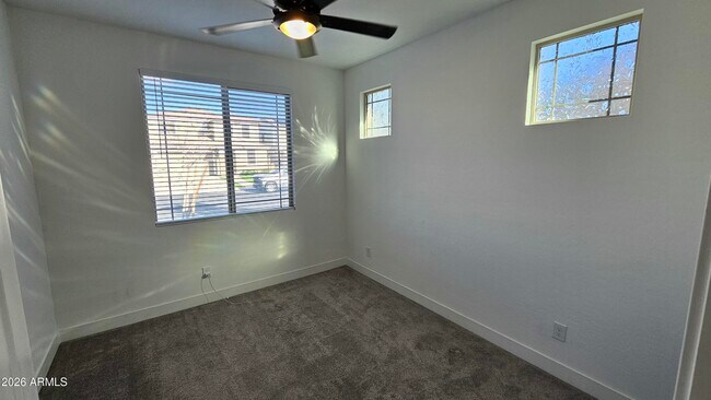 Foto del edificio - 31882 N 124th Dr