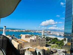 Building Photo - 700 Richards St