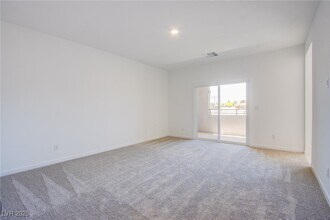 Building Photo - 252 Walsh Peak Ave
