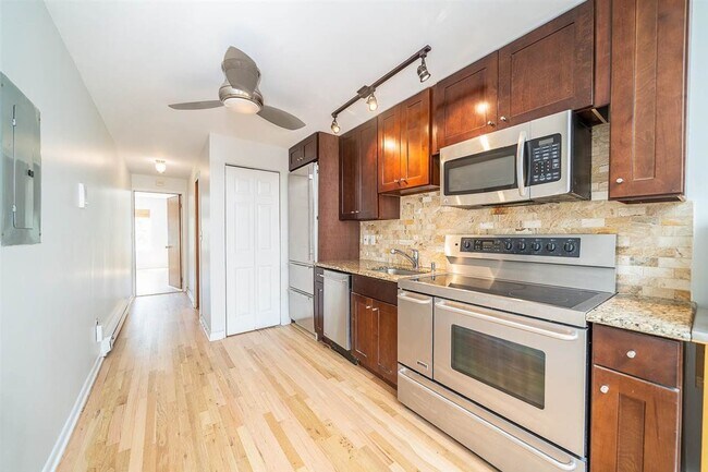 Foto del edificio - 9 Grand St