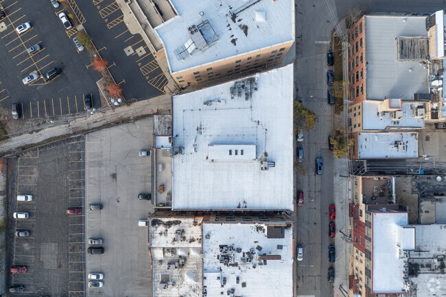 811 W Evergreen Ave - The Evergreen Lofts