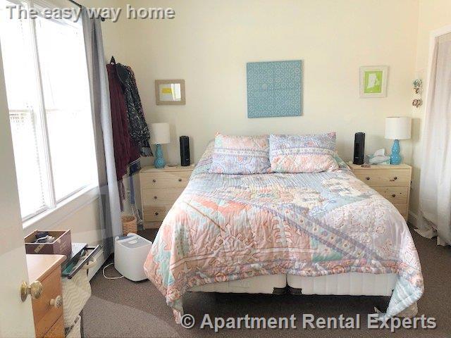 Building Photo - 714 Broadway