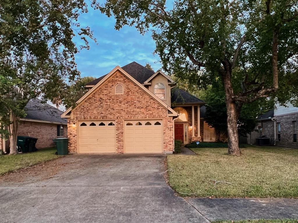 Foto principal - 1350 Westmeadow Dr