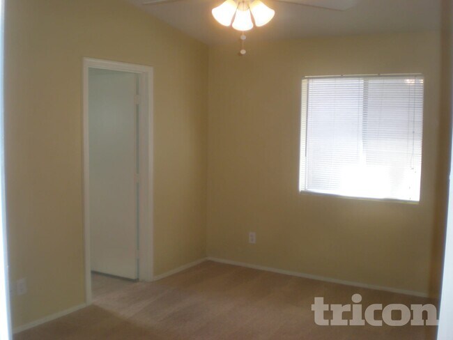 Foto del edificio - 10221 N 87th Ln