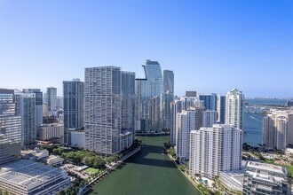 Building Photo - 300 Biscayne Blvd Way